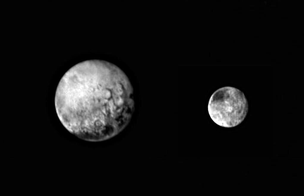 La sonda News Horizons detecta los primeros detalles en la superficie de Plutón Img_9406